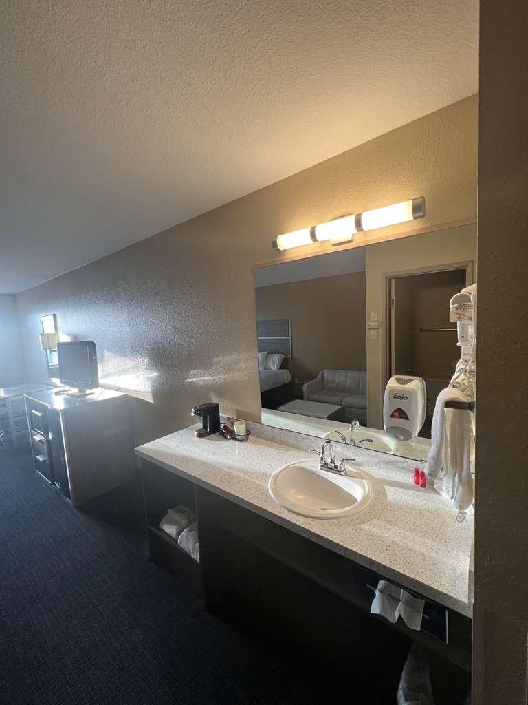 Surestay Hotel By Best Western Wells Buitenkant foto