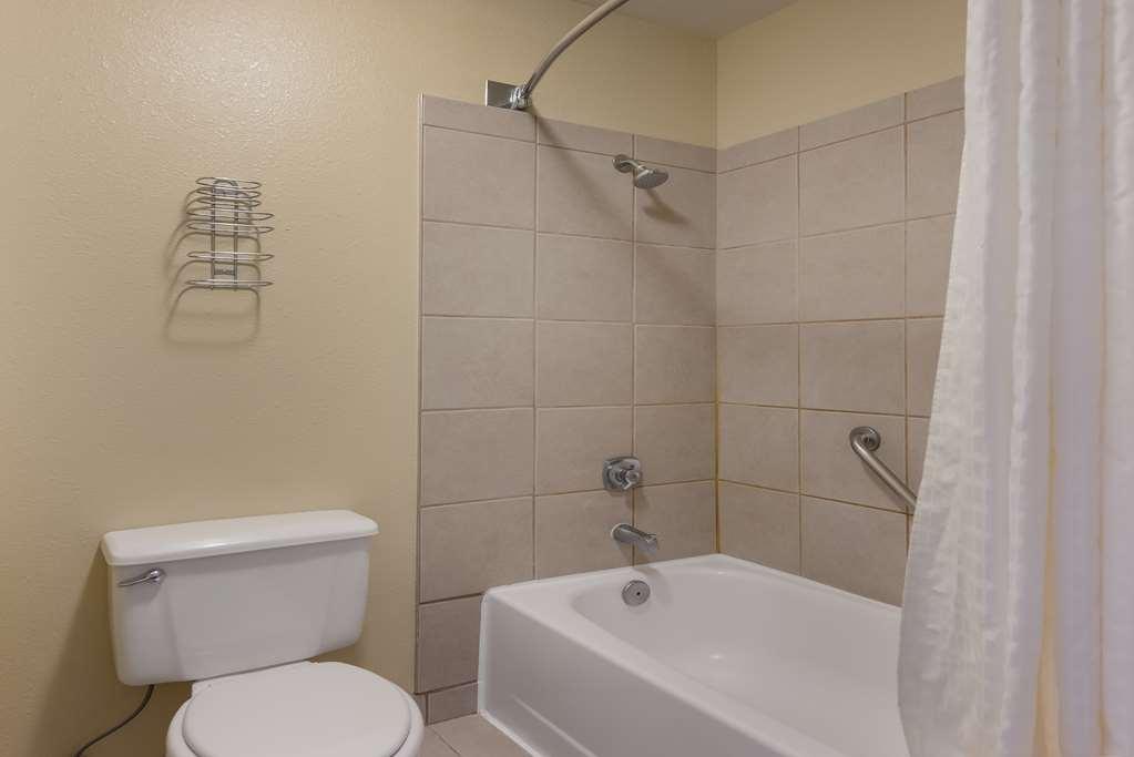 Surestay Hotel By Best Western Wells Buitenkant foto